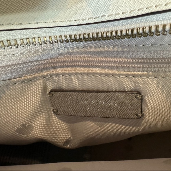 Gray and White Kate Spade purse with matching wallet - Picture 2 of 3